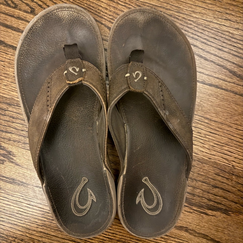 Men's Brown Leather Olukai Sandals